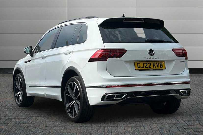 Volkswagen Tiguan 2.0 Tdi R-line Suv Dsg 4Motion 150 Ps GJ22KVB White #3