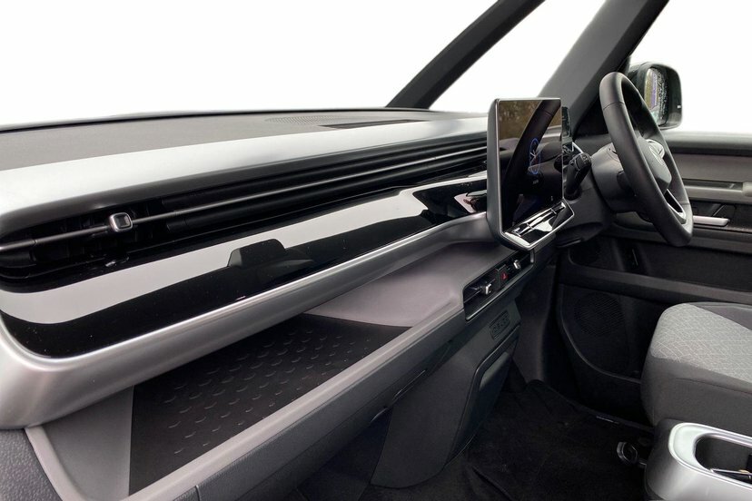 Volkswagen ID.Buzz Pro 86Kwh Life Mpv Lwb, 7Seat WV75AWU Black #2
