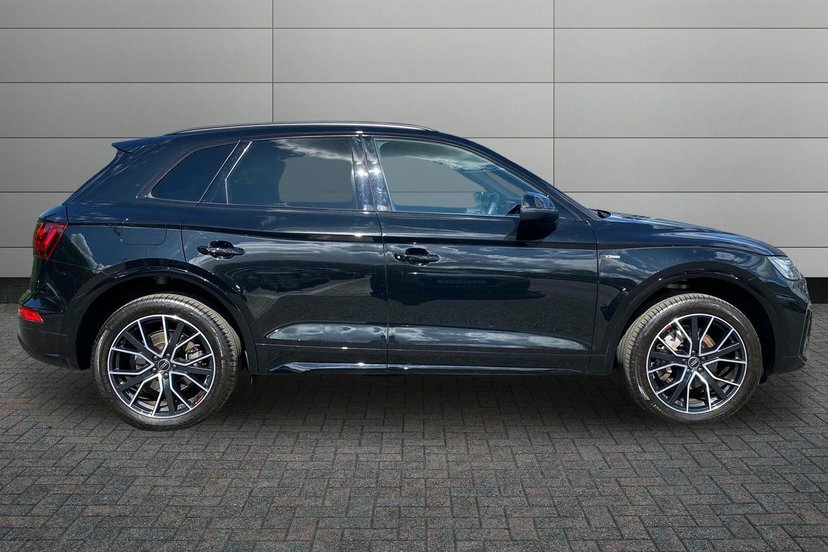 Audi Q5 2.0 Tdi 40 Black Edition Suv S Tronic Q YM24LXT Black #4