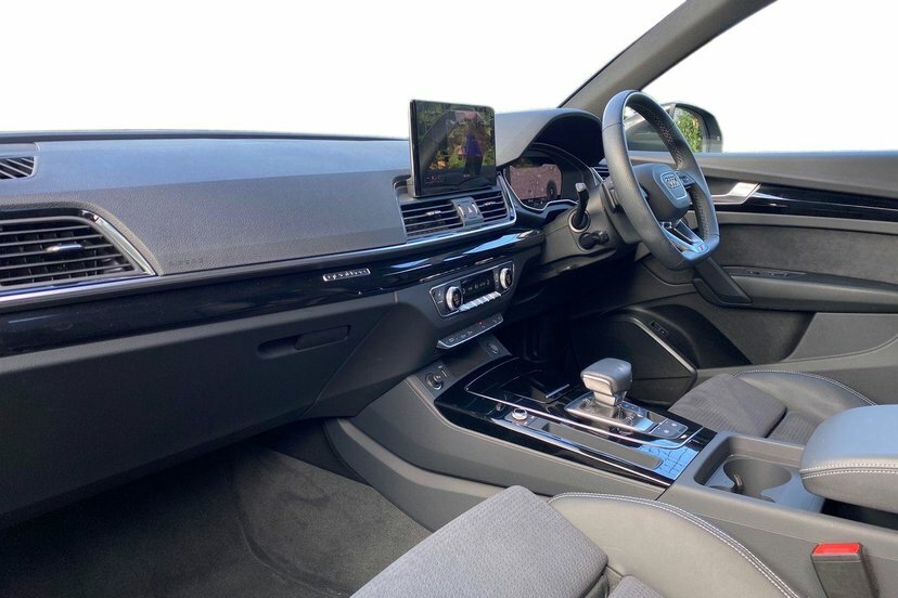 Audi Q5 2.0 Tdi 40 Black Edition Suv S Tronic Q YM24LXT Black #2