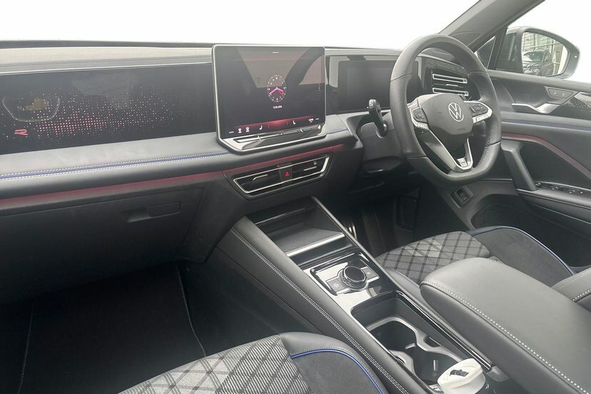 Volkswagen Tiguan 2.0 Tsi Black Edition Suv Dsg 4Motion EK75HVL Green #2