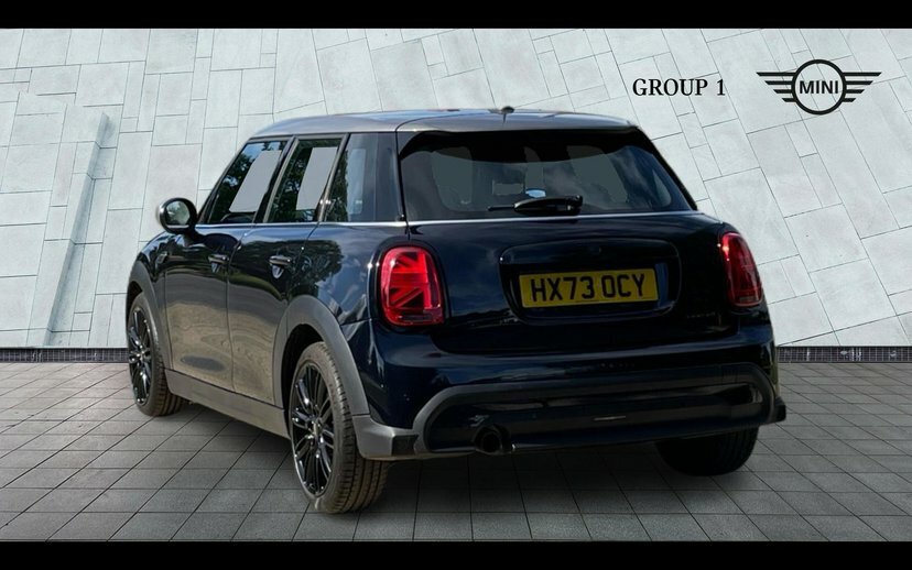 Mini Hatch 5-Door Hatch Cooper Exclusive HX73OCY Black #2