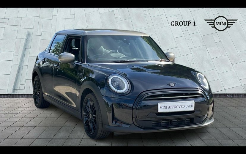 Mini Hatch 5-Door Hatch Cooper Exclusive HX73OCY Black