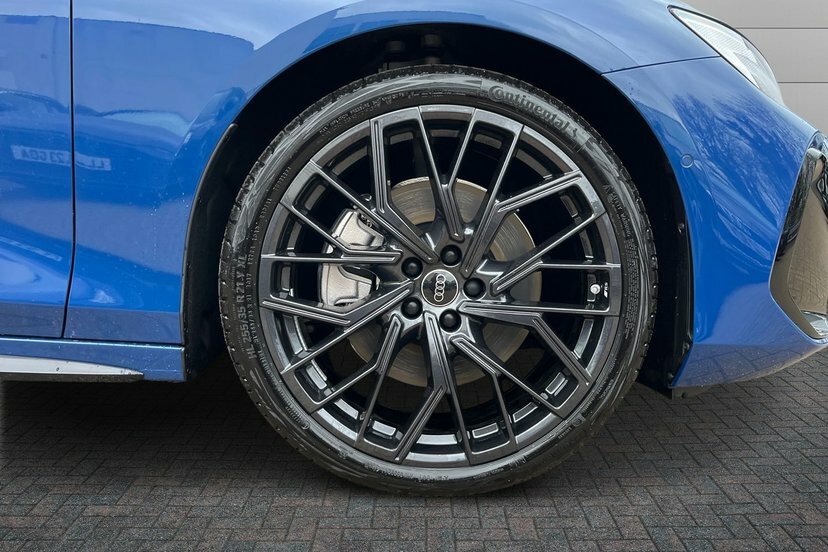 Audi A6 Saloon 2.0 Tdi Launch Edition Plus Saloon S Tr LL75HBZ Blue #4