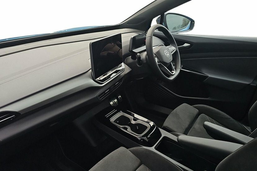 Volkswagen ID.4 Pro 77Kwh Black Edition Suv 286 DE26PVA Black #2