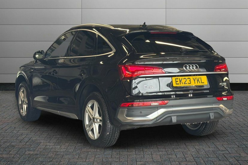 Audi Q5 2.0 Tdi 40 S Line Sportback S Tronic Qu EK23YKL Black #3