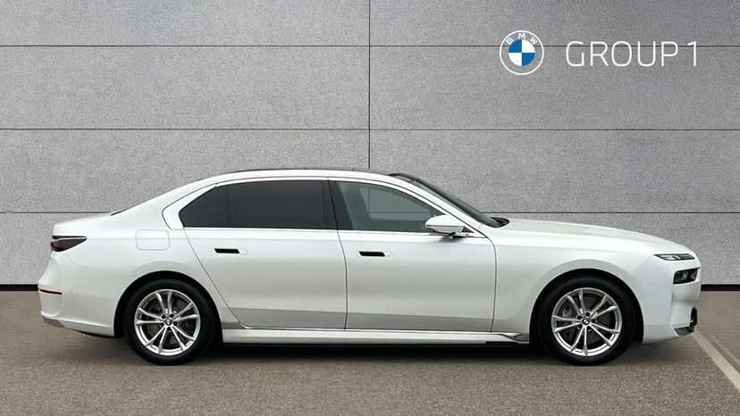 BMW i7 I7 Xdrive60 Excellence EK73RXJ White #3