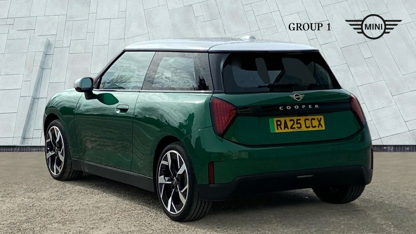 Mini Hatch Cooper E RA25CCX Green #2