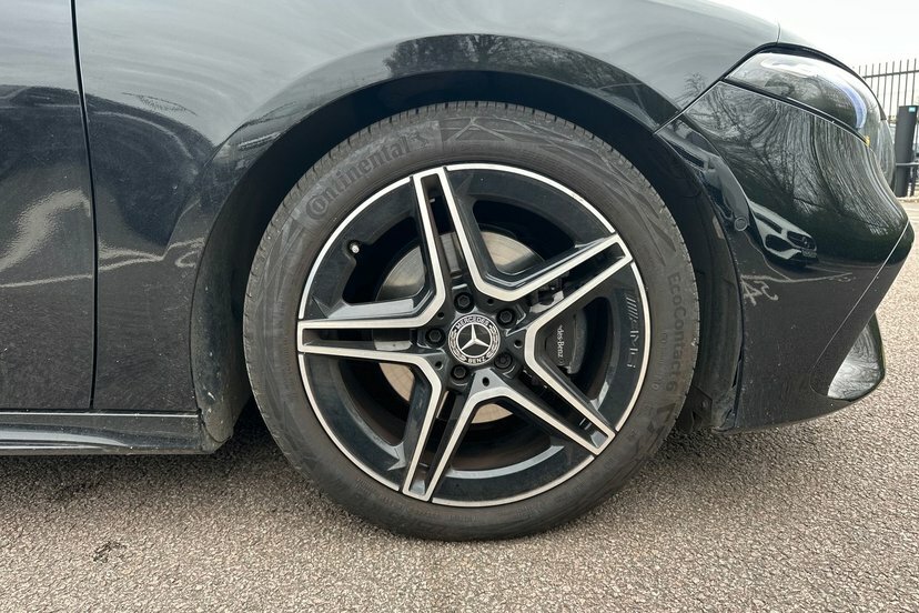 Mercedes-Benz A Class A200 Amg Line Executive Hatchback KS25WXO Black #4