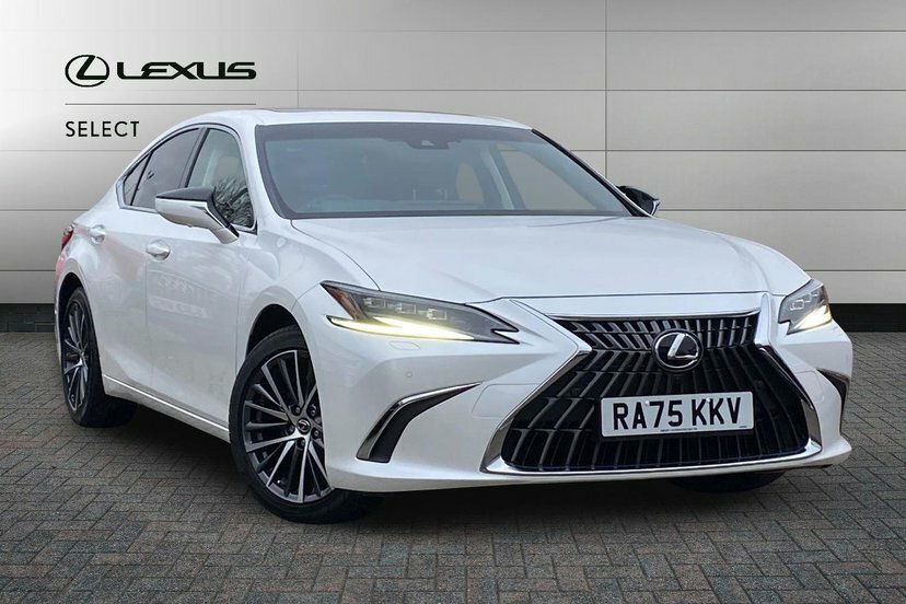 Lexus ES 2.5 300H Premium Plus Saloon Hybrid E-c White