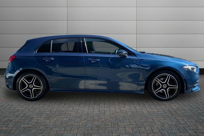 Mercedes-Benz A Class 2.0 A180d Amg Line Executive Hatchback Diese KN23YMA Blue #3
