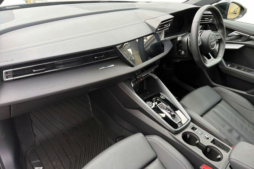 Audi A3 2.0 Tdi 35 Black Edition Sportback S Tr Black #2