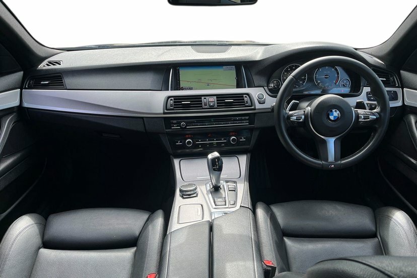 BMW 5 Series 2.0 520D M Sport LM66HBP #6