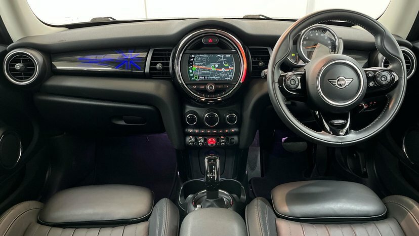 Mini Hatch 3-Door Hatch Cooper Exclusive White #4