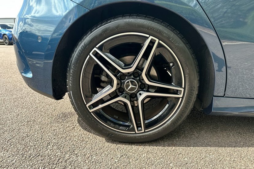 Mercedes-Benz A Class A180 Amg Line Edition Executive Hatchback BG22KMM Blue #4