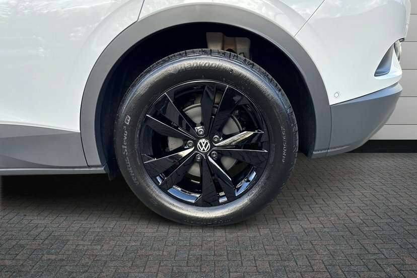 Volkswagen ID.4 Pro 77Kwh Black Edition Suv 286 DE26ZXZ Black #5