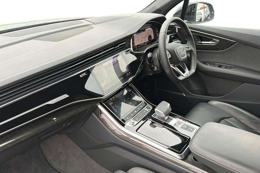 Audi Q7 3.0 Tdi V6 45 Black Edition Suv Tiptron Silver #2