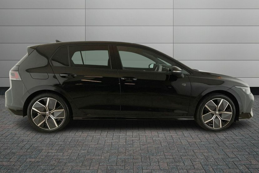 Volkswagen Golf 2.0 Tdi Black Edition Hatchback Dsg 15 AO26MMK Black #4