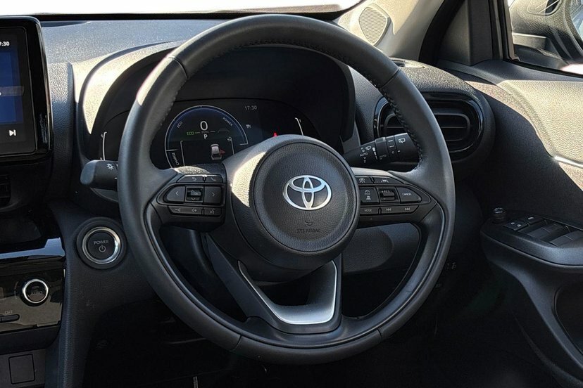Toyota Yaris Cross 1.5 Vvt-h Icon Suv Hybrid E-cvt 116 Ps FE75DWG White #6