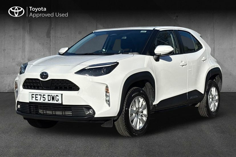 Toyota Yaris Cross 1.5 Vvt-h Icon Suv Hybrid E-cvt 116 Ps FE75DWG White #3