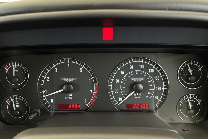 Aston Martin DB7 Coupe Black #10