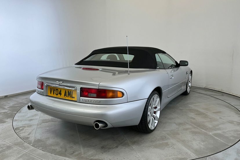 Aston Martin DB7 Coupe Black #23