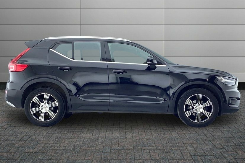 Volvo XC40 1.5 T3 Inscription Suv 163 Ps Black #4