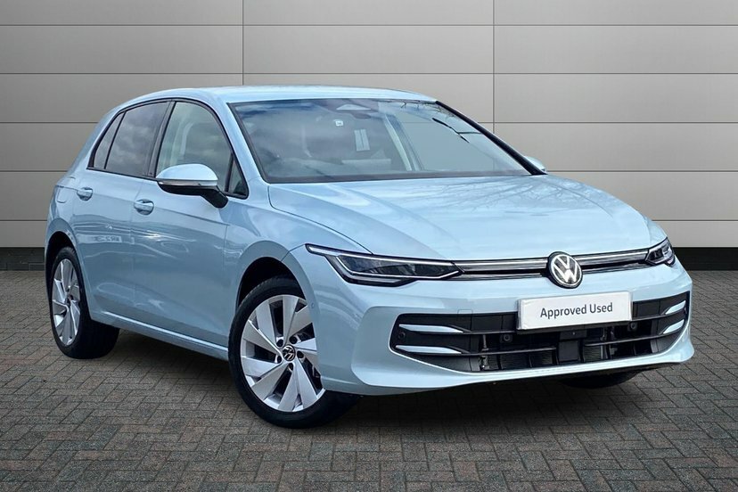 Volkswagen e-Golf 1.5 Tsi Ehybrid 19.7Kwh Match Hatchback Blue