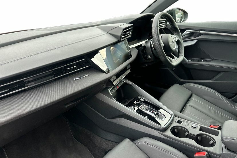 Audi A3 1.5 Tfsie Black Edition Sportback Plug- MV26JPX Black #2