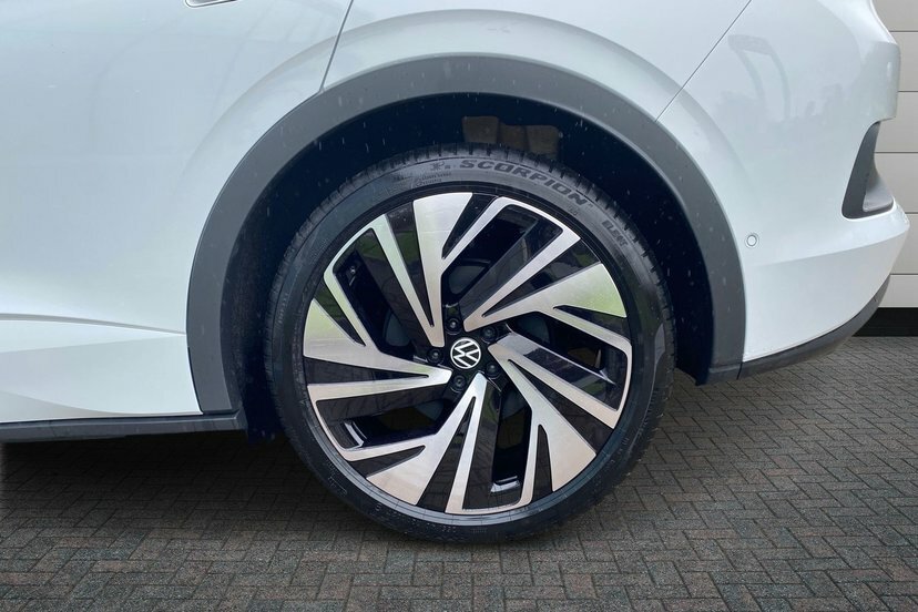 Volkswagen ID.4 79Kwh Gtx Edition Suv 4Motion 3 WG75SWJ Black #5