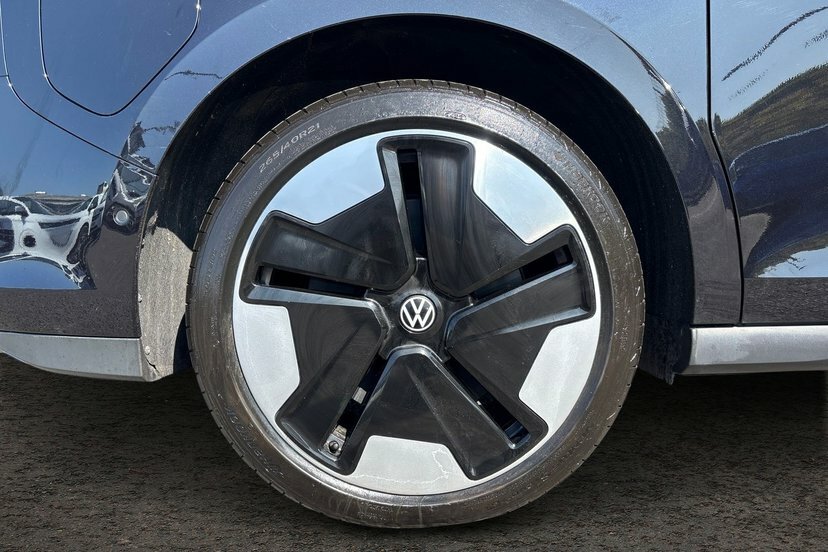 Volkswagen ID.Buzz Pro 86Kwh Style Mpv Lwb, 7Seat ML74CMX Black #5
