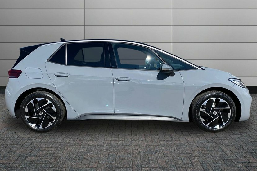 Volkswagen ID.3 Pro 59Kwh Match Hatchback 204 P DU26BDF Black #4