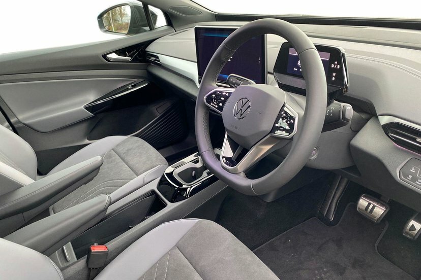 Volkswagen ID.5 Pro 77Kwh Match Suv 286 Ps DU26AYL Black #6