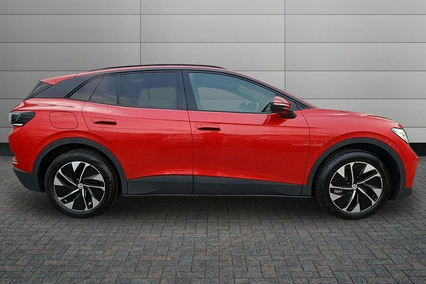 Volkswagen ID.4 Pro 77Kwh Match Suv 286 Ps DE26UWN Red #4