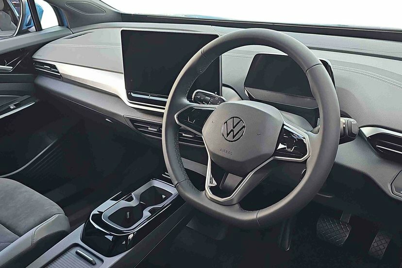 Volkswagen ID.4 Pro 77Kwh Match Suv 286 Ps DE26UWN Red #6