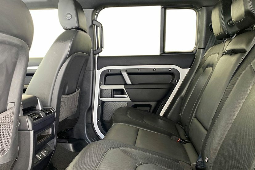 Land Rover Defender 110 3.0 D250 Mhev X-dynamic Se Suv 4Wd EK73CCF White #4