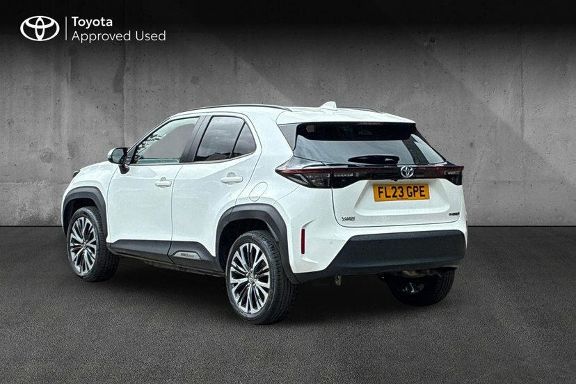 Toyota Yaris Cross 1.5 Vvt-h Excel Suv Hybrid E-cvt 116 P FL23GPE White #4