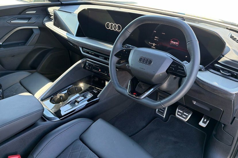 Audi Q5 2.0 Tdi Edition 1 Suv S Tronic Quattro EF75UXN Black #6