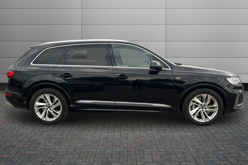 Audi Q7 3.0 Tfsie V6 55 S Line Suv Plug-in Hybr Black #4