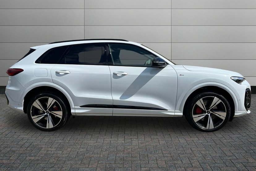 Audi Q5 2.0 Tdi Edition 1 Suv S Tronic Quattro EY26UHL White #4