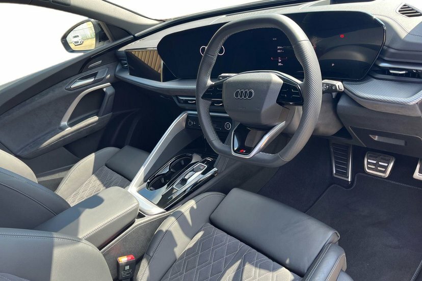 Audi Q5 2.0 Tdi Edition 1 Suv S Tronic Quattro EY26UHL White #6