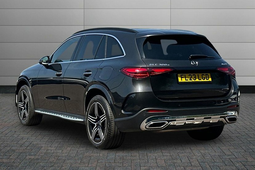 Mercedes-Benz GLC Class Glc300e Amg Line Premium FL23LGD Grey #2
