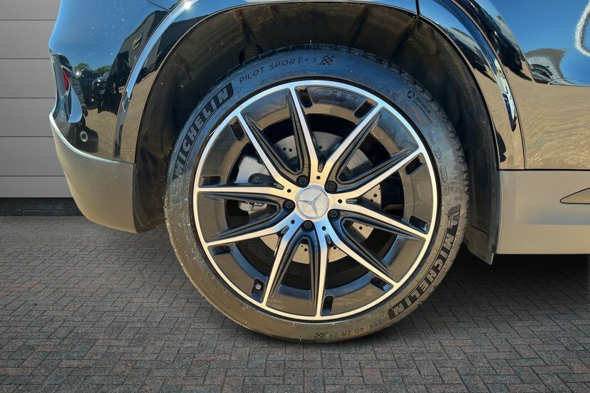 Mercedes-Benz GLA Class 2.0 Gla35 Mhev Amg Premium Suv Hybrid Black #4