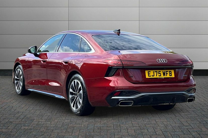 Audi A6 Saloon 2.0 E-hybrid 25.9Kwh S Line Saloon Plug Red #3