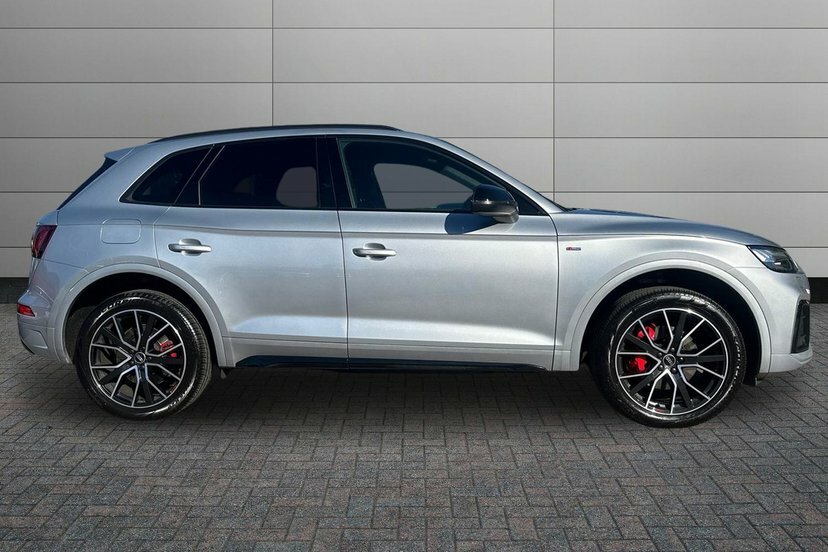 Audi Q5 2.0 Tdi 40 Edition 1 Suv S Tronic Quatt MW23ZKO Silver #4
