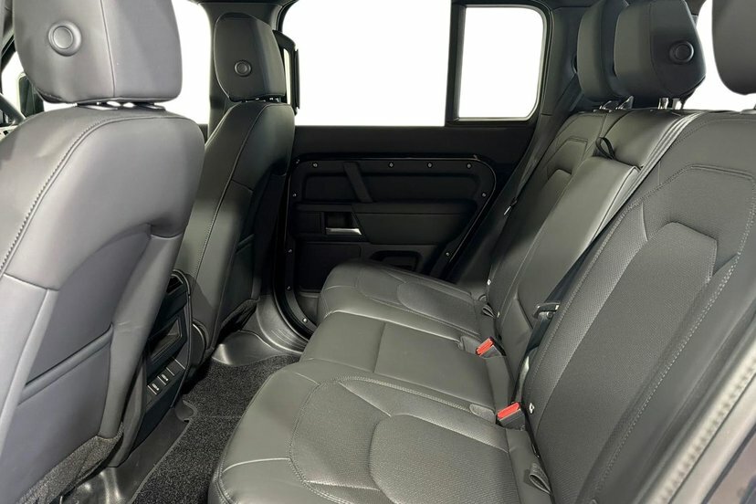 Land Rover Defender 110 3.0 D250 Mhev X-dynamic Se Suv 4Wd FG75XST Black #4