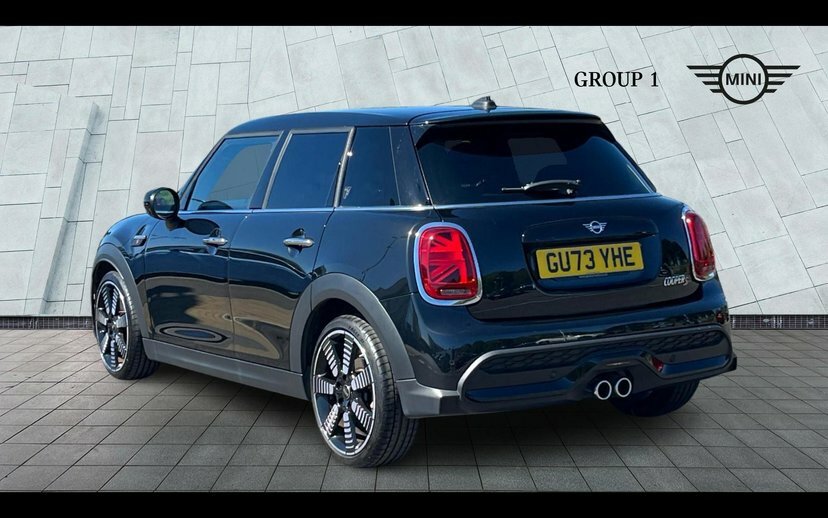 Mini Hatch 5-Door Hatch Cooper S Exclusive GU73YHE Black #2