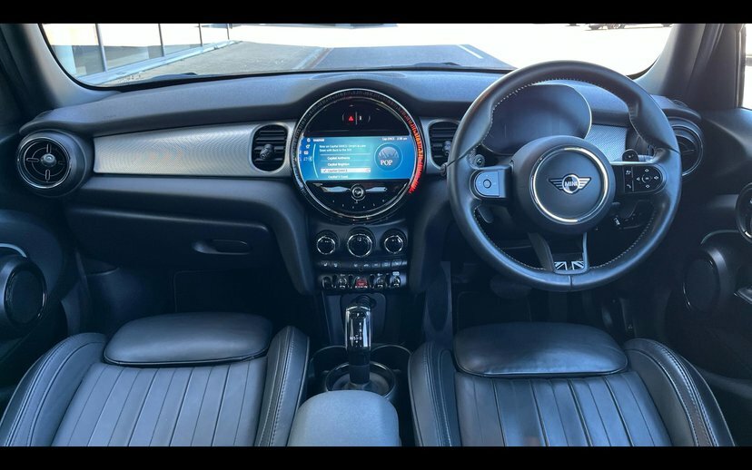 Mini Hatch 5-Door Hatch Cooper S Exclusive GU73YHE Black #4