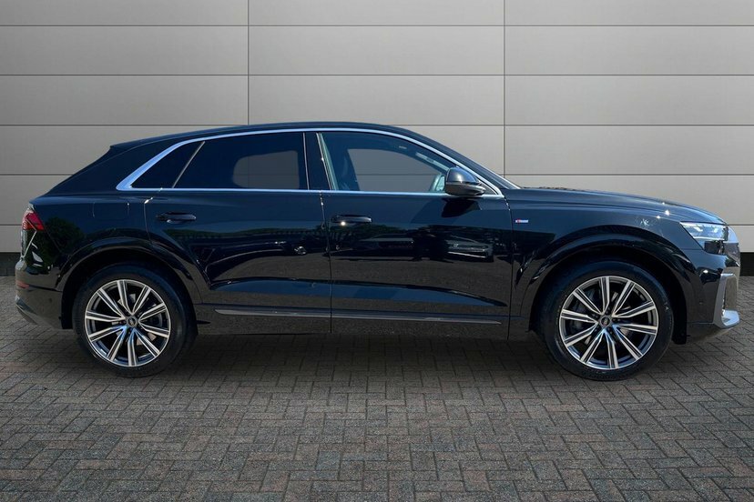 Audi Q8 3.0 Tdi V6 50 S Line Suv Tiptronic Quat EY75UVV Black #4