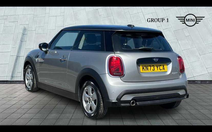 Mini Hatch 3-Door Hatch Cooper Classic KN73YCA Silver #2